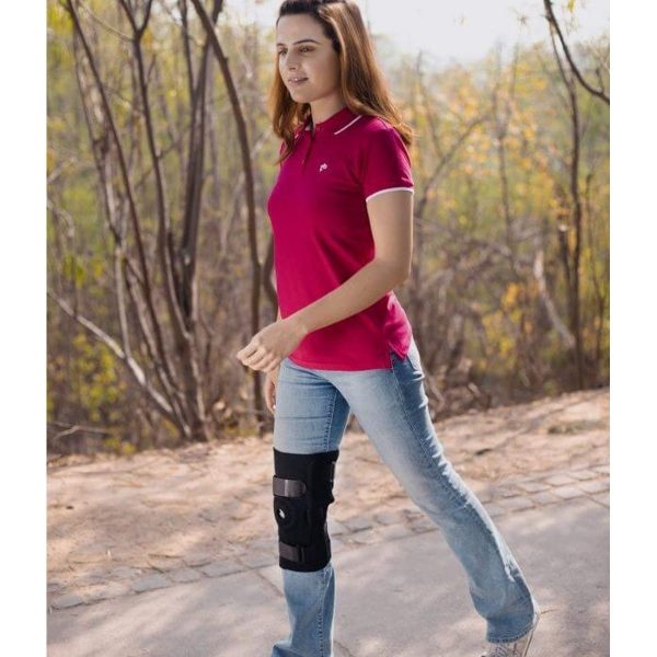 Tynor Knee Wrap Hinged (Neoprene), Black (1 Unit) - Image 2