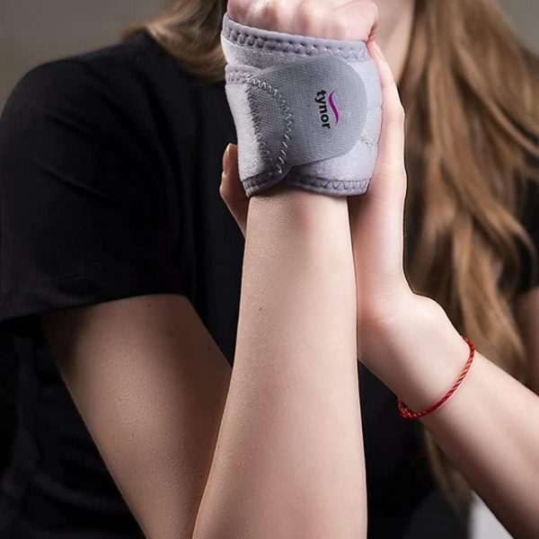 Tynor Wrist Brace With Thumb (Neoprene), Grey (1 Unit) - Image 6